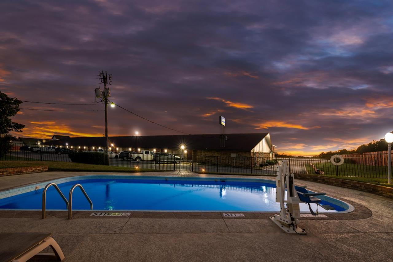 Best Western Decatur Inn Exterior foto